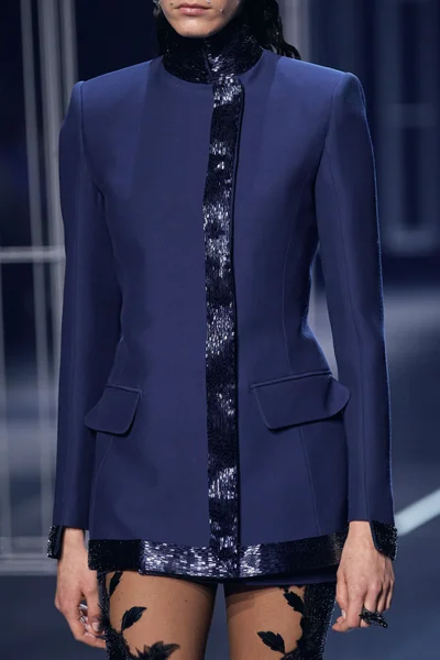 Look 66